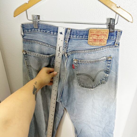 Levi's Light Wash 501 Button Fly Patchwork Straight Leg Jeans sz 34 - Picture 12 of 13